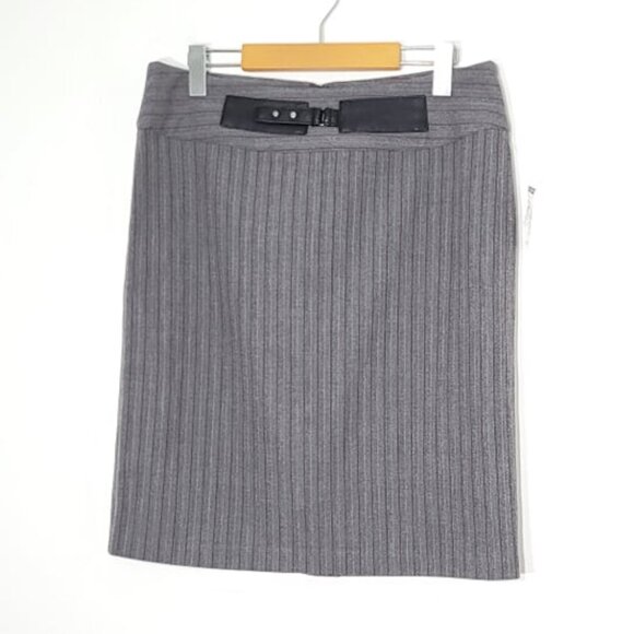 San Francisco NEW Gray Pinstripe Straight Pencil Business Skirt Size 9 NWT - Picture 1 of 12